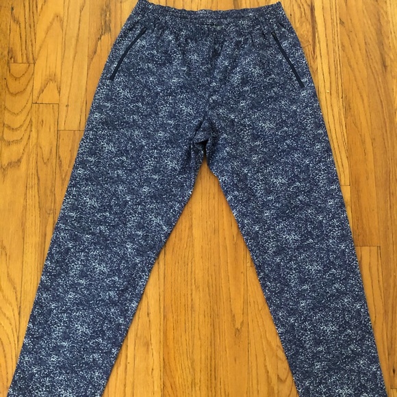 Outdoor Voices Pants - OV Crepe Pants in Purple Pebble Print, Size S